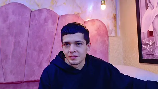 kendalltaylorr online show from 12.16.25