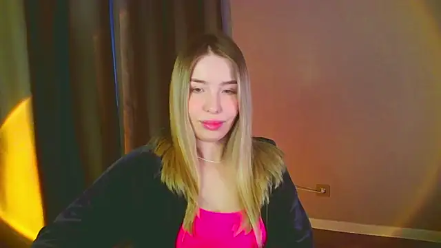 mia raspberrie online show from 01.11.25