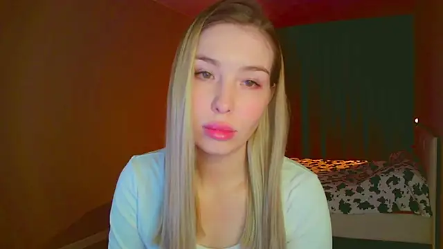 mia raspberrie online show from 02.06.25