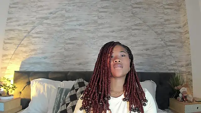 Snapshot of Anneth__M chatting on 05.05.26 Anneth M online show from 05.05.26