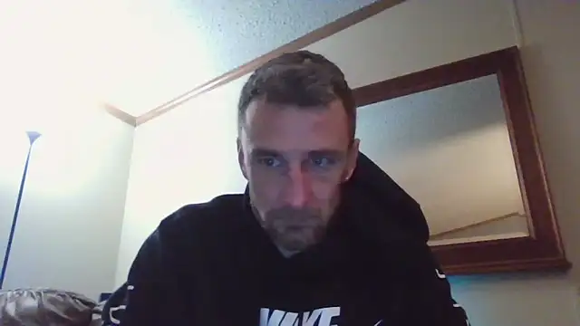 Snapshot of HungStud4You chatting on 02.02.25 HungStud4You online show from 02.02.25