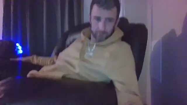 Snapshot of HungStud4You chatting on 02.18.25 HungStud4You online show from 02.18.25