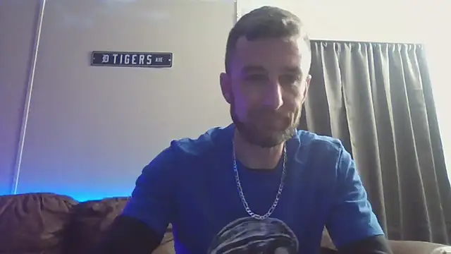 Snapshot of HungStud4You chatting on 02.27.25 HungStud4You online show from 02.27.25