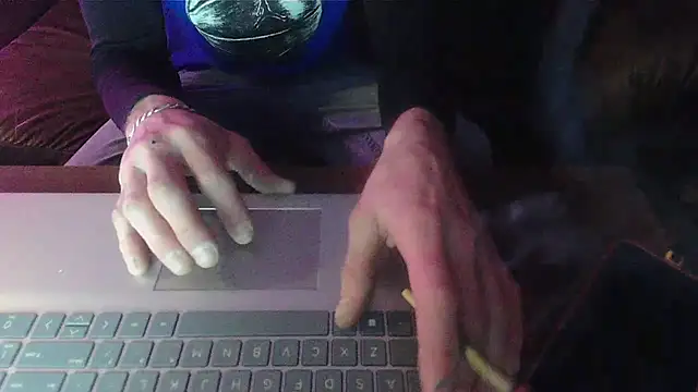 Snapshot of HungStud4You chatting on 02.27.25 HungStud4You online show from 02.27.25