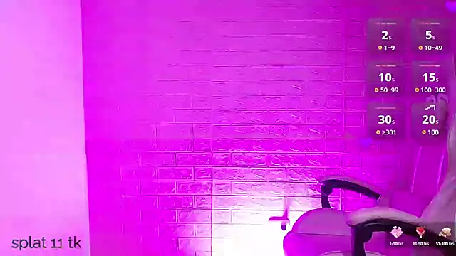 Snapshot of _hooly chatting on 02.01.25  hooly online show from 02.01.25