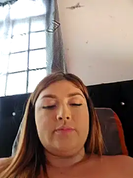 Snapshot of Sofia_Queen17 chatting on 12.14.24 Sofia Queen17 online show from 12.14.24