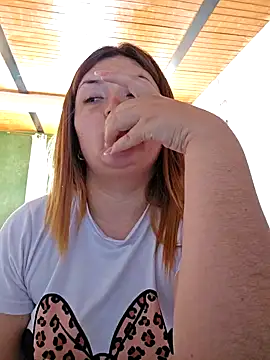 Snapshot of Sofia_Queen17 chatting on 02.02.25 Sofia Queen17 online show from 02.02.25