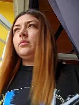 Snapshot of Sofia_Queen17 chatting on 02.14.25 Sofia Queen17 online show from 02.14.25