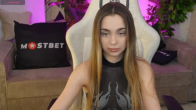 Lana Pulse online show from 12.22.24