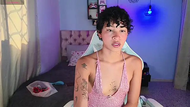 Snapshot of Peggy_Funn chatting on 02.25.25 Peggy Funn online show from 02.25.25