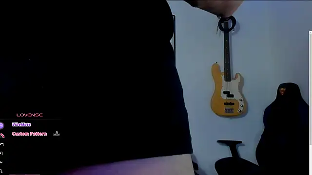 Snapshot of seancarreraa chatting on 12.16.25 seancarreraa online show from 12.16.25