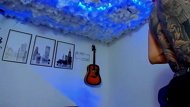 Snapshot of seancarreraa chatting on 04.24.26 seancarreraa online show from 04.24.26