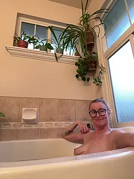 Snapshot of Venus22cumin chatting on 05.14.26 Venus22cumin online show from 05.14.26