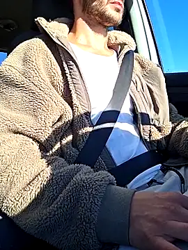 Zeefy online show from 10.04.25