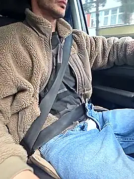 Zeefy online show from 04.15.26