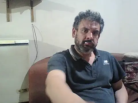 Snapshot of Rodrigo_happy chatting on 10.25.25 Rodrigo happy online show from 10.25.25