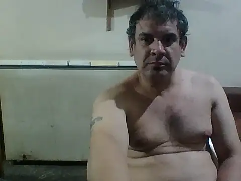 Snapshot of Rodrigo_happy chatting on 11.26.25 Rodrigo happy online show from 11.26.25