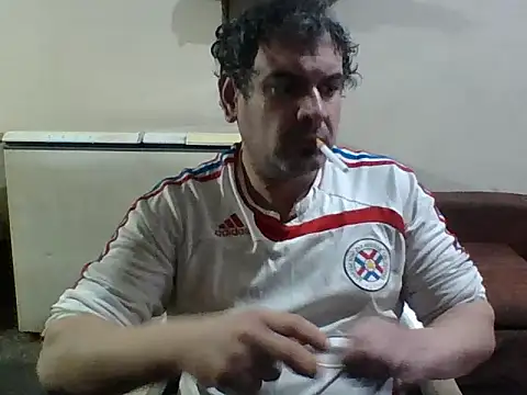 Snapshot of Rodrigo_happy chatting on 12.18.25 Rodrigo happy online show from 12.18.25