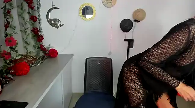  cristal ayala online show from 01.03.25