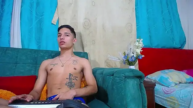 Leon hot X online show from 12.29.24