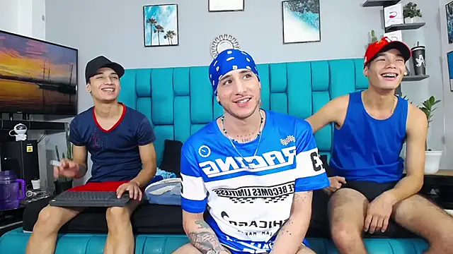 Leon hot X online show from 01.24.25