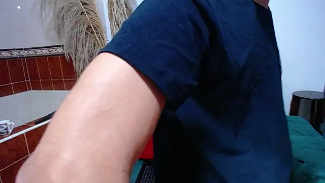 Leon hot X online show from 02.06.25