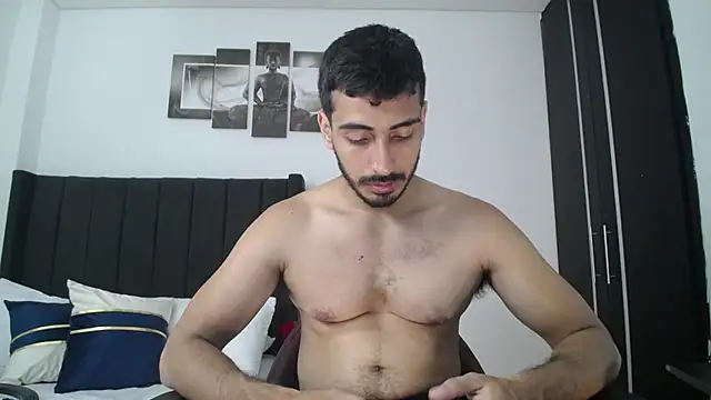 Snapshot of muscle_ares chatting on 01.26.25 muscle ares online show from 01.26.25