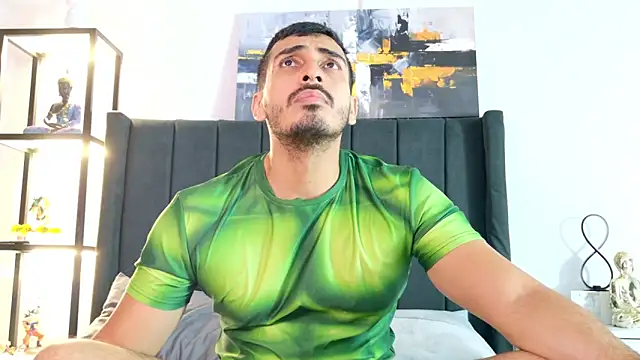 Snapshot of muscle_ares chatting on 05.12.26 muscle ares online show from 05.12.26