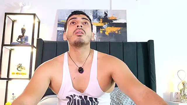 Snapshot of muscle_ares chatting on 05.19.26 muscle ares online show from 05.19.26