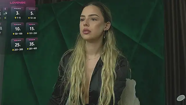 ScarletColes online show from 09.29.25