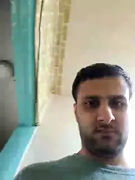 Snapshot of Fucklover011 chatting on 10.18.25 Fucklover011 online show from 10.18.25