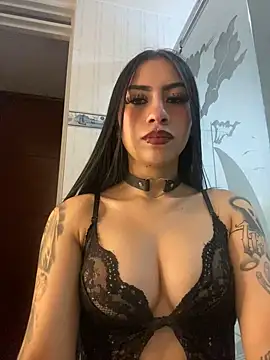 Snapshot of Bunny_sexy01 chatting on 12.30.24 Bunny sexy01 online show from 12.30.24