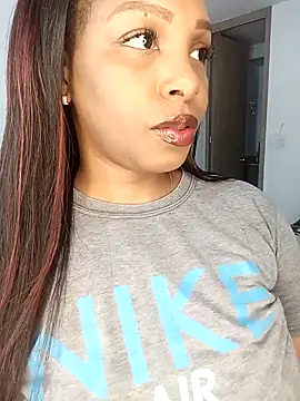 Snapshot of kitty__blackgl chatting on 02.03.25 kitty blackgl online show from 02.03.25