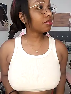 Snapshot of kitty__blackgl chatting on 02.03.25 kitty blackgl online show from 02.03.25