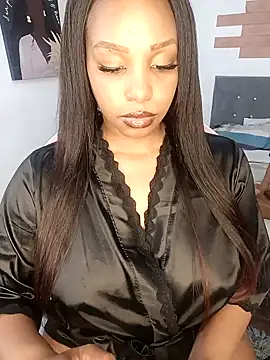 Snapshot of kitty__blackgl chatting on 02.25.25 kitty blackgl online show from 02.25.25