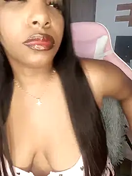 Snapshot of kitty__blackgl chatting on 03.05.25 kitty blackgl online show from 03.05.25