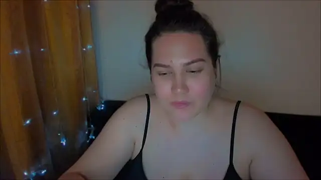 Snapshot of _madalexa_ chatting on 12.21.24  madalexa  online show from 12.21.24