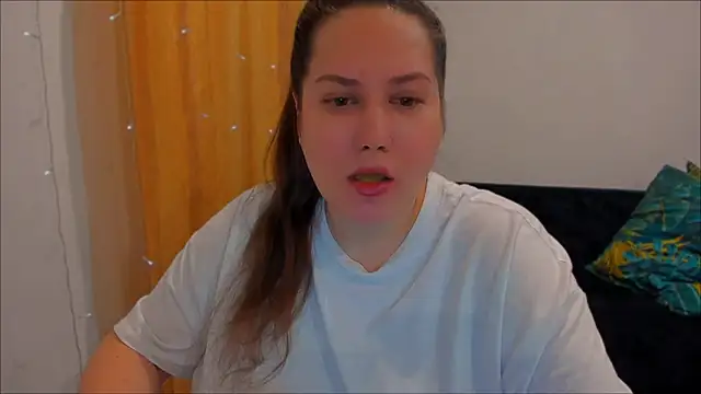 Snapshot of _madalexa_ chatting on 12.27.24  madalexa  online show from 12.27.24