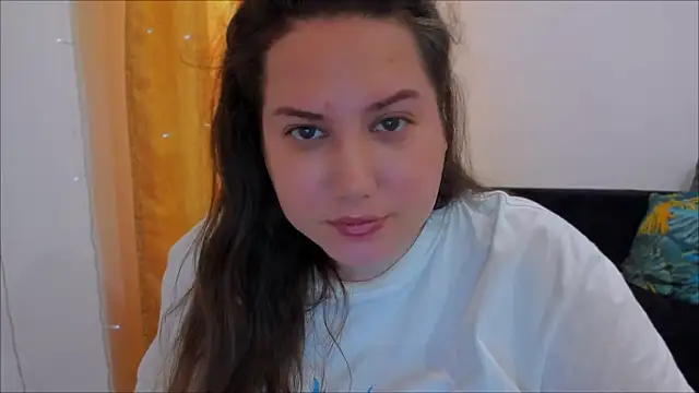 Snapshot of _madalexa_ chatting on 02.21.25  madalexa  online show from 02.21.25