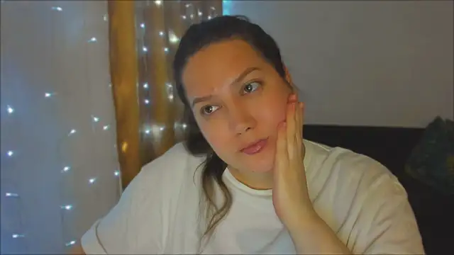 Snapshot of _madalexa_ chatting on 09.19.25  madalexa  online show from 09.19.25