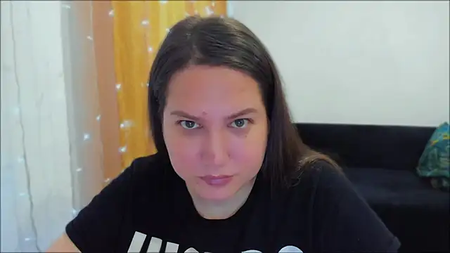 Snapshot of _madalexa_ chatting on 10.14.25  madalexa  online show from 10.14.25