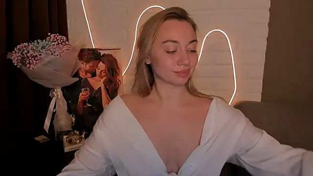 DanielaWisse online show from 12.15.24