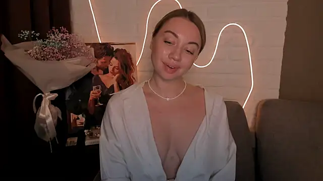 DanielaWisse online show from 12.22.24