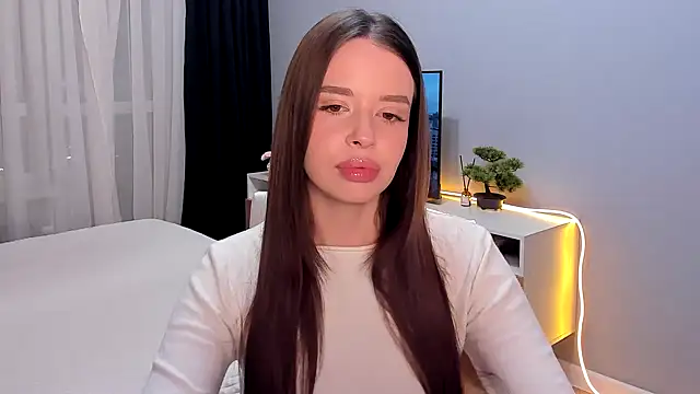 AmeliaBrian online show from 12.18.24