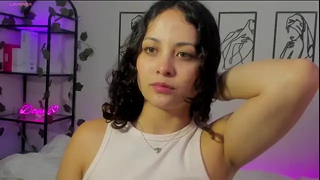 Snapshot of Megan_Rodrigo chatting on 02.14.25 Megan Rodrigo online show from 02.14.25