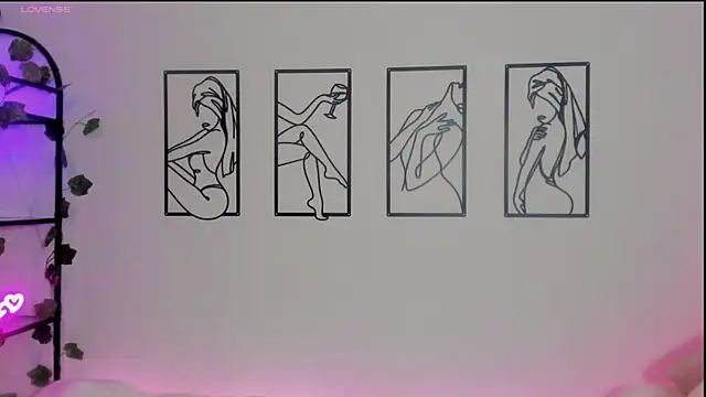 Snapshot of Megan_Rodrigo chatting on 03.01.25 Megan Rodrigo online show from 03.01.25