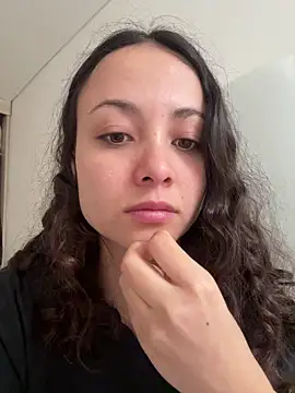 Snapshot of Megan_Rodrigo chatting on 05.19.26 Megan Rodrigo online show from 05.19.26
