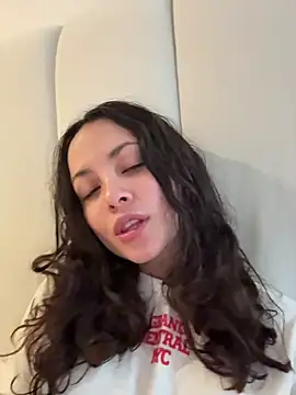 Snapshot of Megan_Rodrigo chatting on 07.02.26 Megan Rodrigo online show from 07.02.26