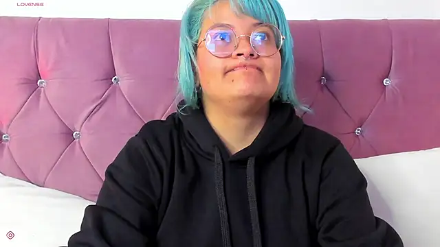 lucky-leah online show from 03.06.25