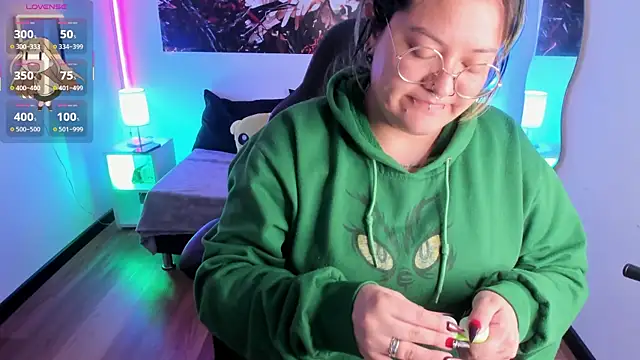 lucky-leah online show from 11.18.25